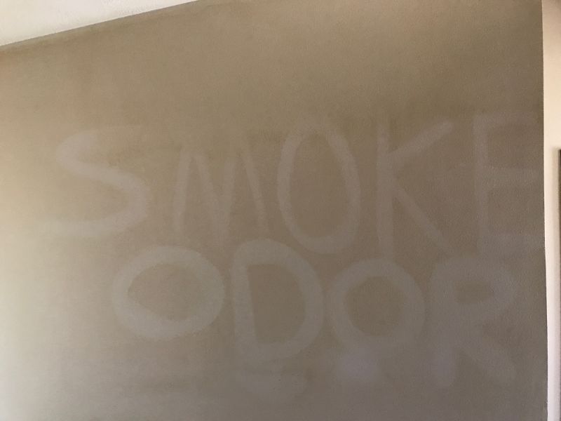 Eliminating cigarette smoke odor